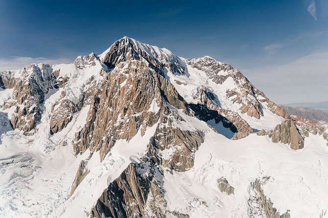 Mount Cook Alpine Explorer Helicopter Flight with Alpine Landing - Who will enjoy this helicopter flight most?