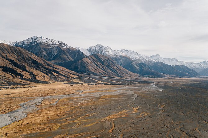 Mount Cook: Alpine Vista Helicopter Flight with Alpine Landing - Why the small helicopter matters