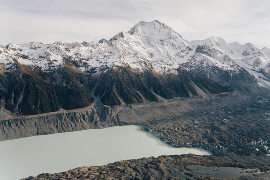Mount Cook: Helicopter Flight with Alpine Landing - A quick flight into the Southern Alps