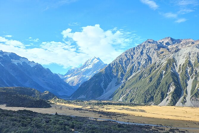 Mount Cook & Lake Tekapo Day Tour from Christchurch with Lunch - Lake Pukaki gives you the big blue view