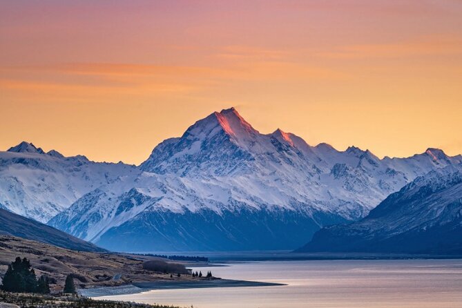 Mount Cook & Lake Tekapo Day Trip from Christchurch - Lake Tekapo brings the first major view