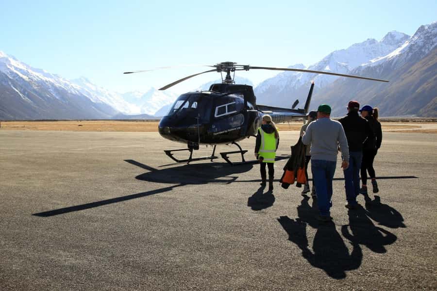 Mount Cook: Scenic Helicopter Flight with Alpine Landing - The alpine landing is more than a photo stop