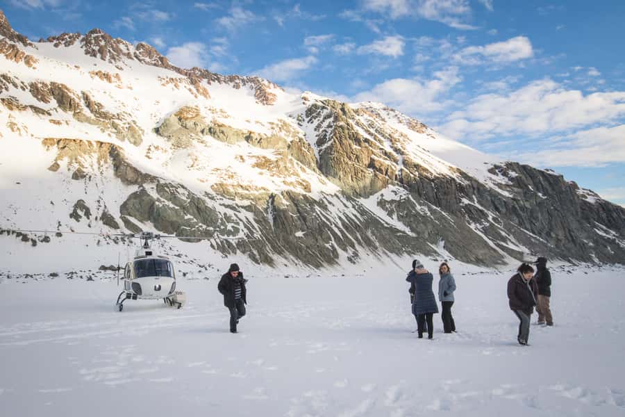 Mount Cook: Scenic Helicopter Flight with Alpine Landing - Who will enjoy this flight most?