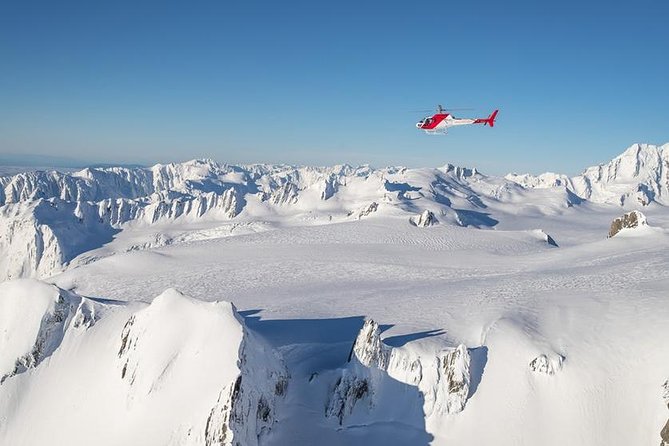Mount Cook Spectacular Helicopter Flight from Fox Glacier - Franz Josef Glacier and the high snowfields