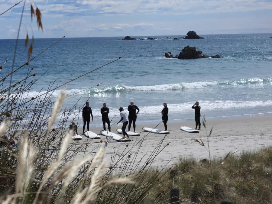 Mount Maunganui: Group Beginner Surf Lesson - Why Mount Maunganui works for a first surf lesson