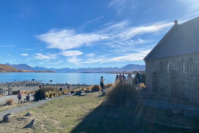 Mt. Cook Full Day Group Tour via Tekapo from Christchurch - Lake Pukaki: the best quick photo stop