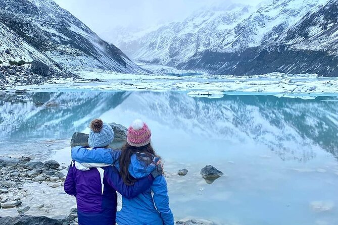 (MT) Mount Cook Day Tour From Christchurch - Lake Tekapo and its bright blue water