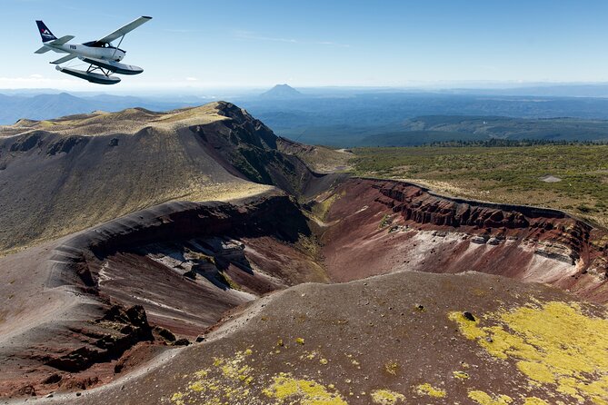 Mt. Tarawera Volcano Scenic Floatplane Tour from Rotorua - The route from Mokoia Island to Mt. Tarawera