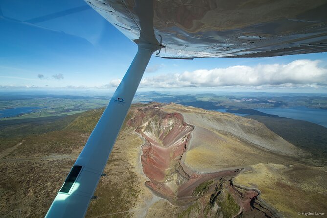 Mt. Tarawera Volcano Scenic Floatplane Tour from Rotorua - Blue and Green Lakes on the return flight