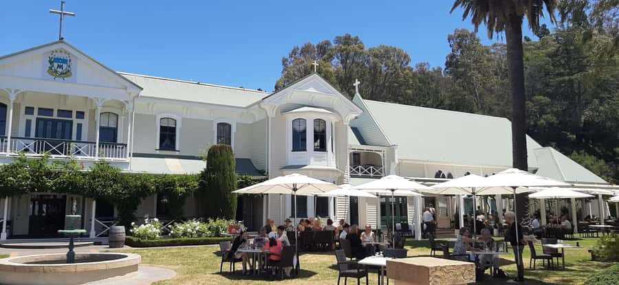 Napier: Afternoon Winery Tour Tasting at 3 Great Wineries - Why this afternoon works well from Napier