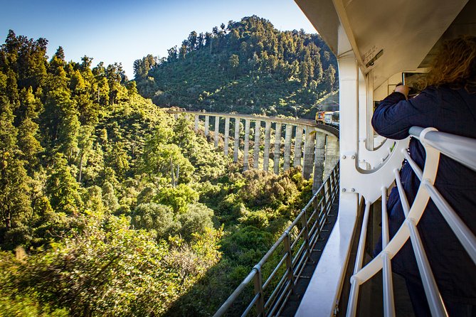 Northern Explorer Train Journey from Auckland to Wellington - The Raurimu Spiral and river gorges