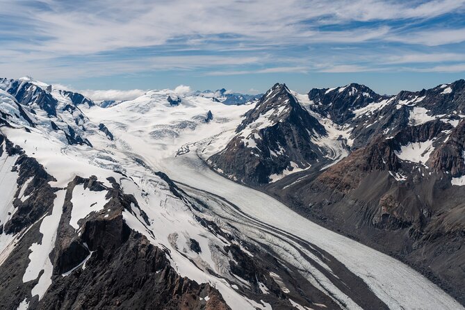 Pilot’s Choice: 2 Glaciers & Snow Landing – 35min - The second glacier is the pilot’s choice