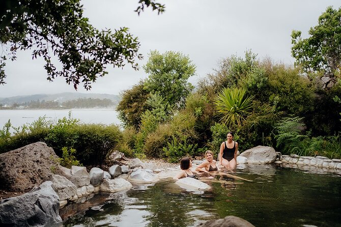 Polynesian Spa Rotorua: Deluxe Lake Spa Hot Spring Bathing - Booking flexibility and timing