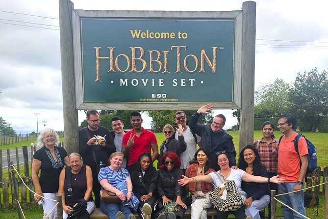 Premium Hobbiton Small Group Day Tour from Auckland - Why Hobbiton works better as a day trip