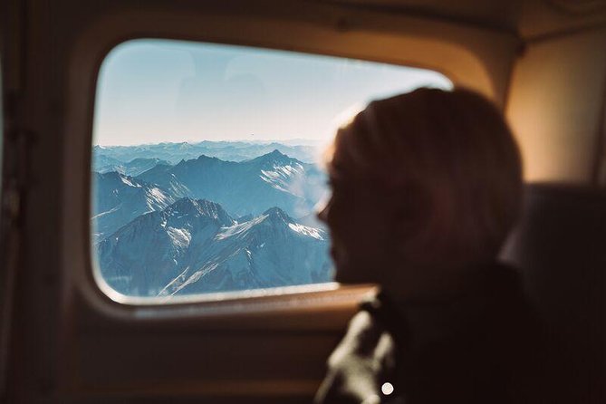 Premium Milford Sound Tour Including Cruise, Flight & Lunch - The two-hour Milford Sound cruise puts you at water level