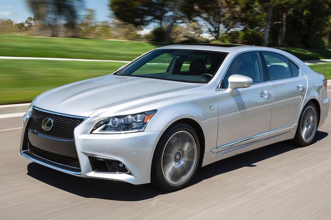 Premium Private Auckland Airport Transfer – Door to Door - Why a private airport ride matters in Auckland