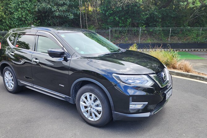 Private Auckland Airport Transfer to/from Auckland Hotels -SUV - What the airport meeting is really like