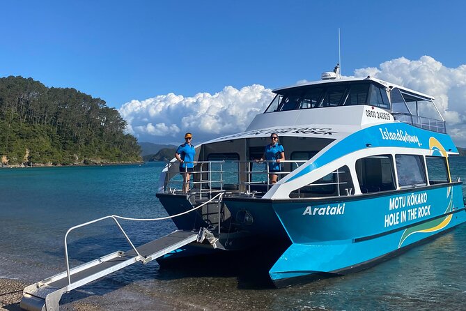 Private Charter: Hole in the Rock Cruise with Island Stopovers - A private way to see the Bay of Islands