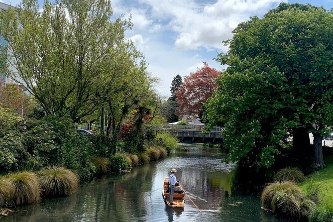 Private Christchurch City Highlight Half Day Tour - Key points at a glance