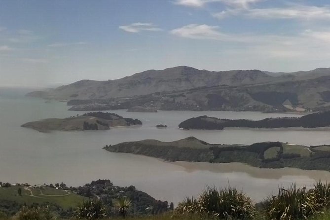 Private Christchurch & Lyttelton Scenic Day Tour - Botanic Gardens, Arts Centre, and Gothic Christchurch