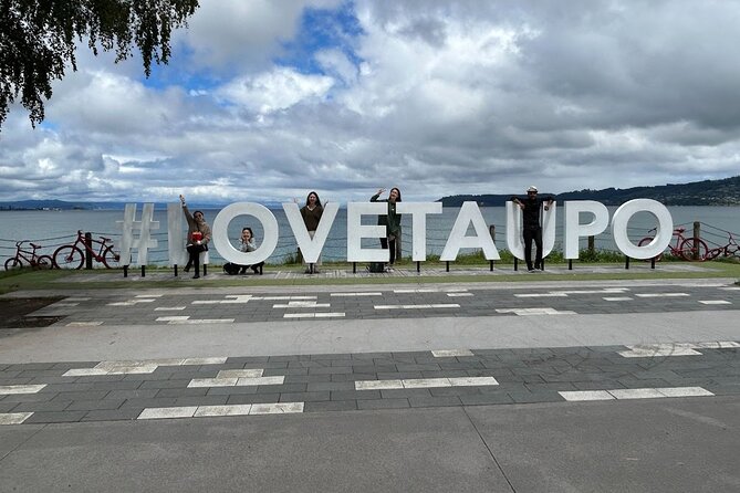 Private Driver Hire – Full-Day Touring-Auckland/Rotorua/Hamilton - Tauranga and the value of stopping when you want