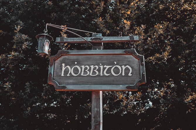 Private Hobbiton & Blue Springs Day Trip from Auckland - Who should book this experience