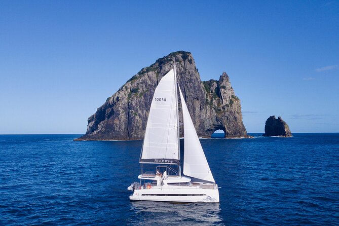 Private Luxury Sailing Catamaran Charter in the Bay of Islands - Paddleboards, snorkeling, and fishing
