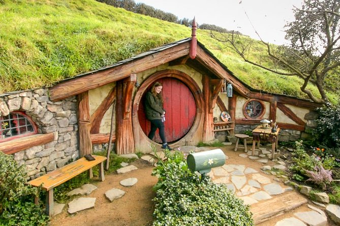 Private The Hobbiton Tour - Auckland Tour House - Booking early and confirming the day