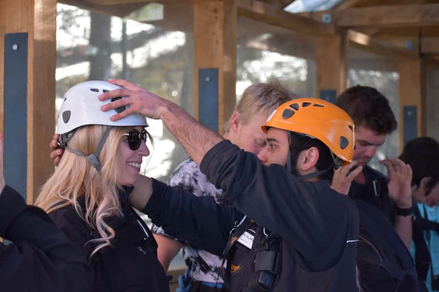Queenstown: 1-Hour Zipline Tour with 2-Lines & 21-Meter Drop - The 21-meter drop tests your nerve