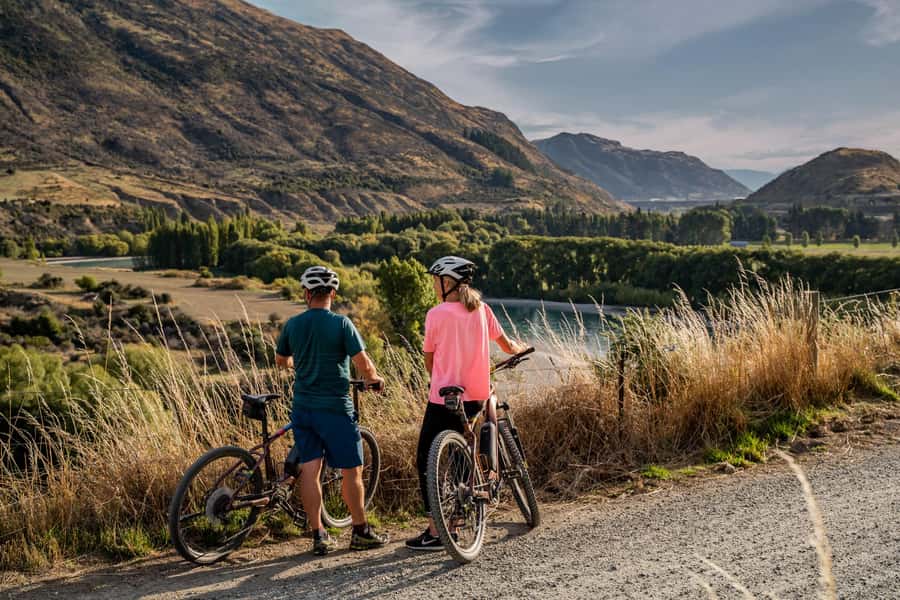 Queenstown: Arrowtown To Queenstown Biking Adventure - Morven Ferry and the Twin Rivers Trail