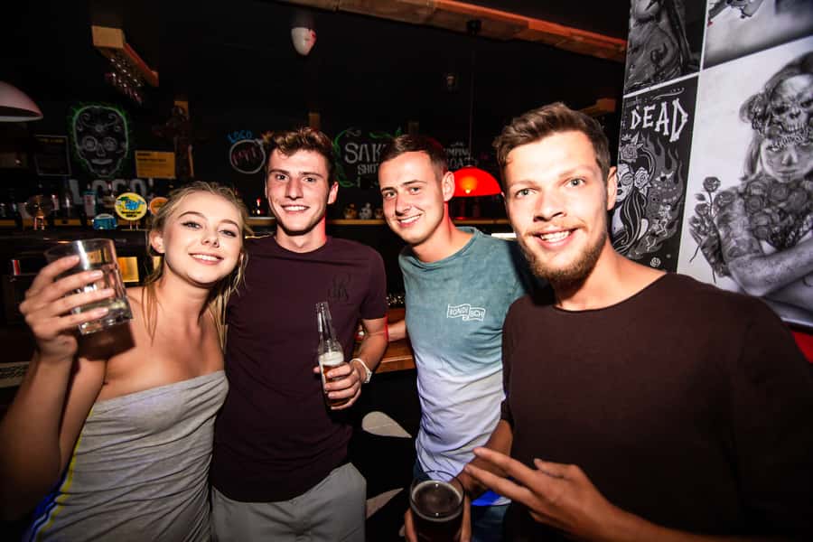 Queenstown: Bar Crawl with 5 Free Shots and Pizza - Free pizza is more useful than it sounds