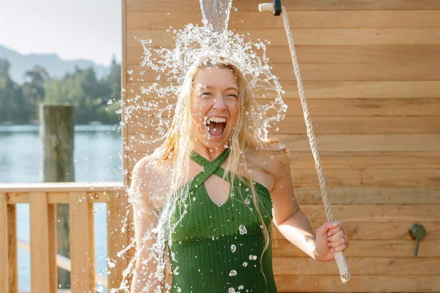 Queenstown: Floating Sauna Experience on Lake Whakatipu - Key points to know before booking