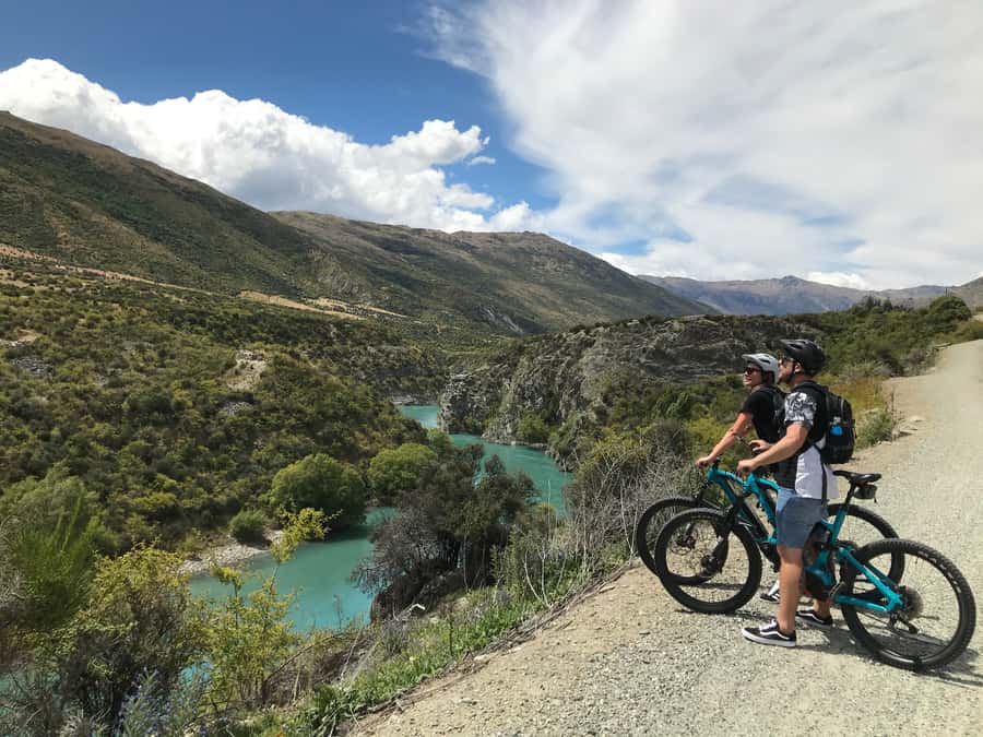 Queenstown: Guided E-Bike Tour with Winery Visits & Tastings - Is $194 good value?