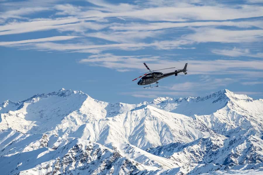 Queenstown Helicopter Flight with Snow Landing | 30 mins - Why the snow landing matters more than the flight time
