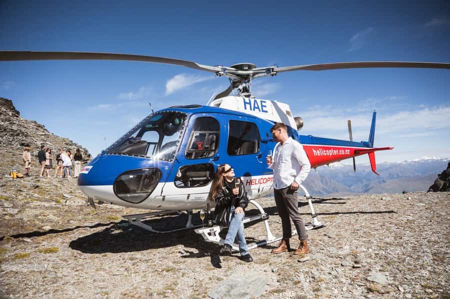 Queenstown: Helicopter & Wine Tasting Tour - Key points at a glance