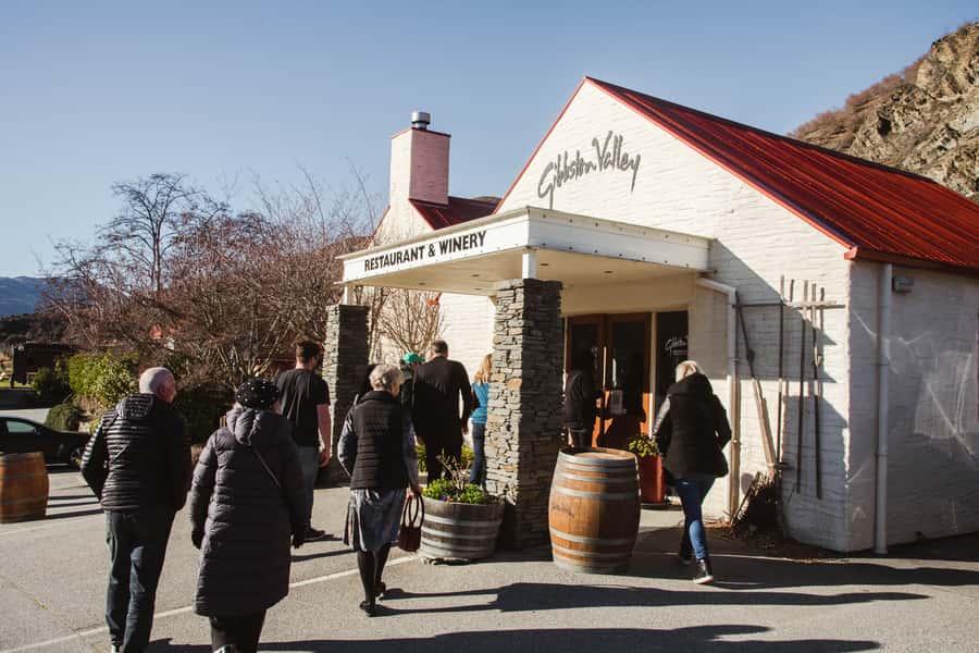Queenstown: Helicopter & Wine Tasting Tour - What the $523 price really covers
