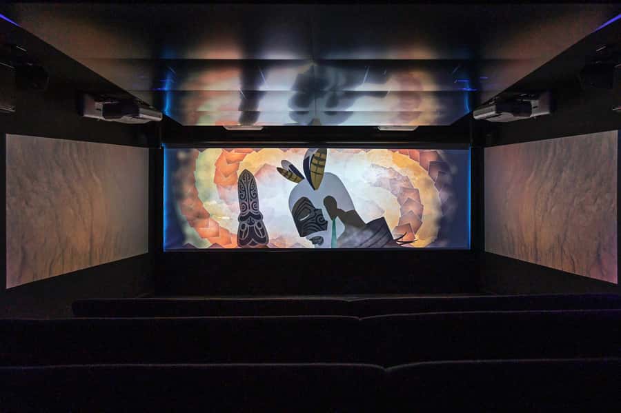 Queenstown: Hidden Underwater Theatre Experience - From dinosaurs to the Southern Alps