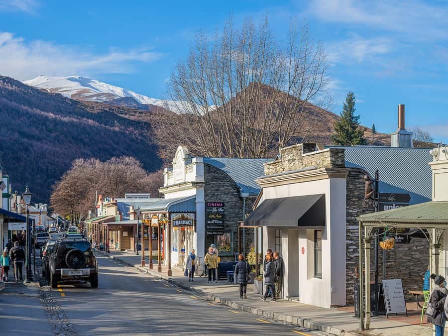 Queenstown: Highlights Tour with Wine Tasting - A compact tour of Queenstown’s big sights
