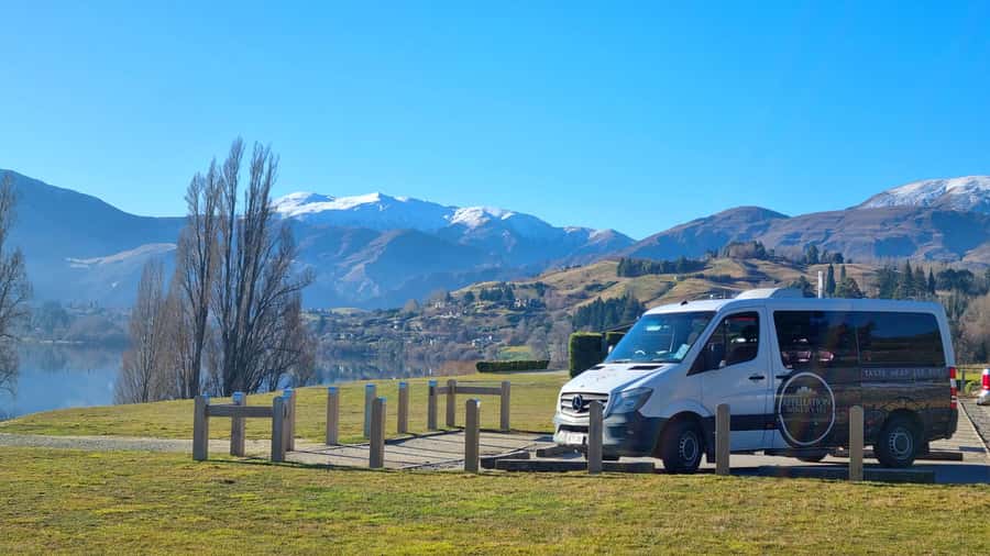 Queenstown: Highlights Tour with Wine Tasting - The Kawarau Bridge and Queenstown’s bungy culture