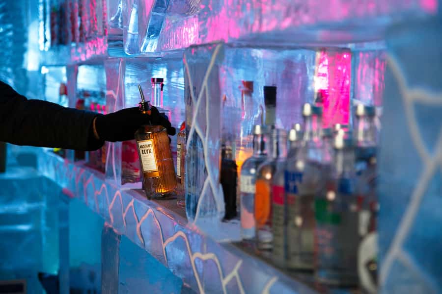 Queenstown: Ice Bar Entry with Warm Winter Gear and Drink - Who will enjoy Queenstown Ice Bar most?