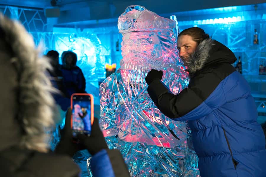 Queenstown: Ice Bar Entry with Warm Winter Gear and Drink - Should you book Queenstown Ice Bar?