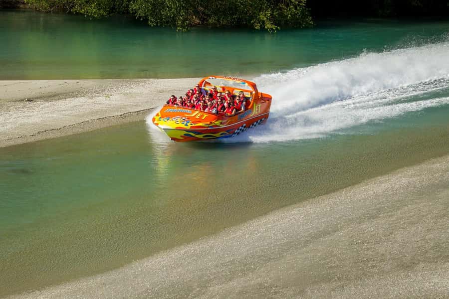 Queenstown: Jet Boat Adventure with Thunder Jet - Choosing 30 minutes or one hour