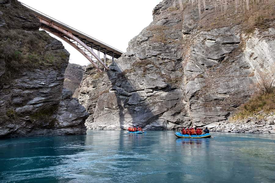 Queenstown: Kawarau River Rafting and Jet Boat Ride - A Jet Boat Start at 95 Kilometers per Hour