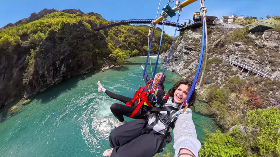 Queenstown: Kawarau Swing! (Solo, Tandem or Triple!) - What happens from arrival to launch