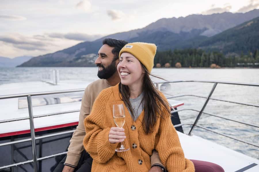 Queenstown: Lake Wakatipu Scenic Cruise - What families, older visitors, and dog owners should know