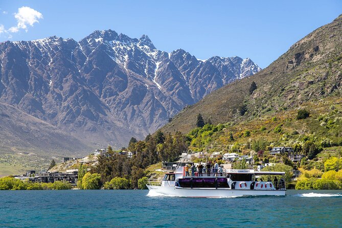Queenstown: Lake Wakatipu Scenic Cruise (90 Minutes) - A calm way to see Queenstown from the water