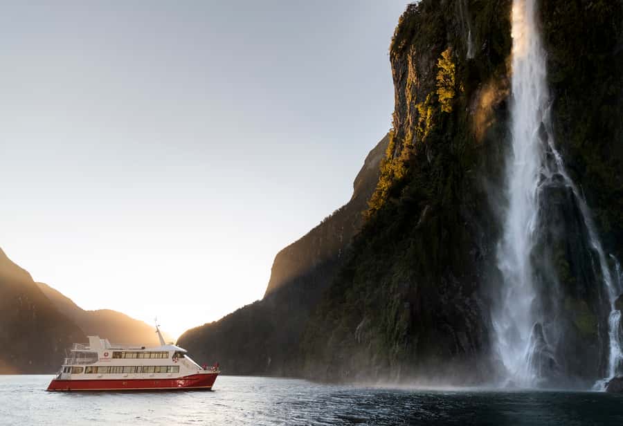 Queenstown: Milford Sound Flight and Cruise - Why the flight matters more than the transfer
