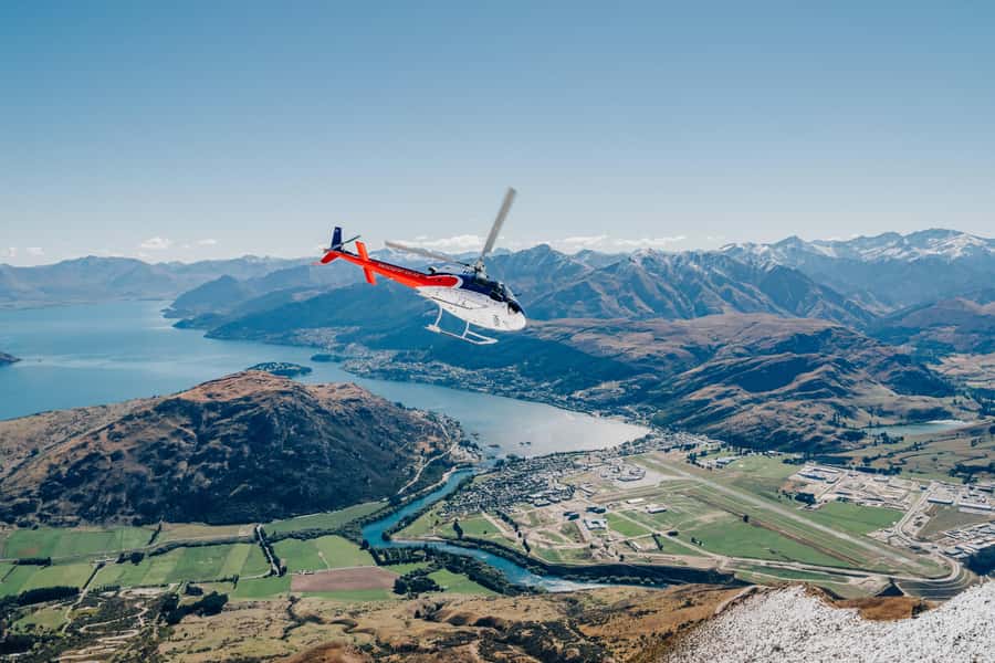 Queenstown: Pilot's Choice Helicopter Tour & Alpine Landing - The alpine landing, chosen on the day