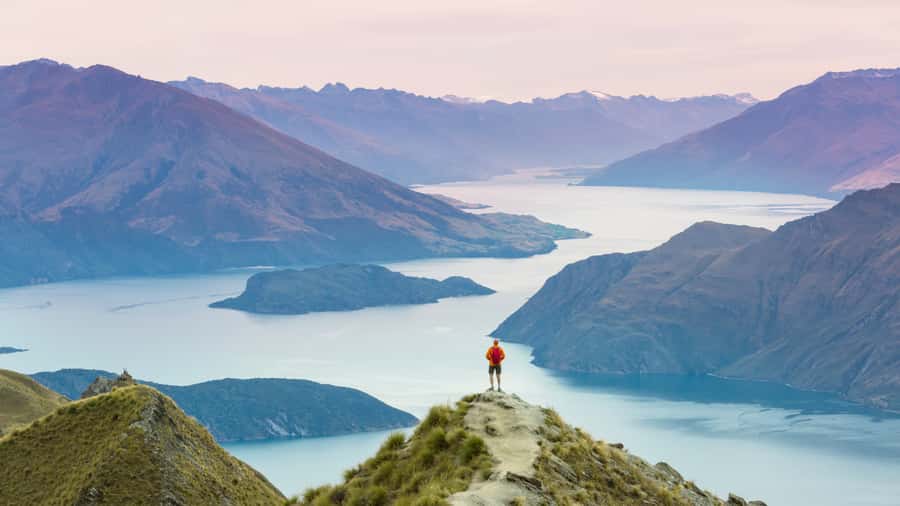 Queenstown: Private Day Trip to Wanaka, Arrowtown & More - Optional stops, walks, and photographs