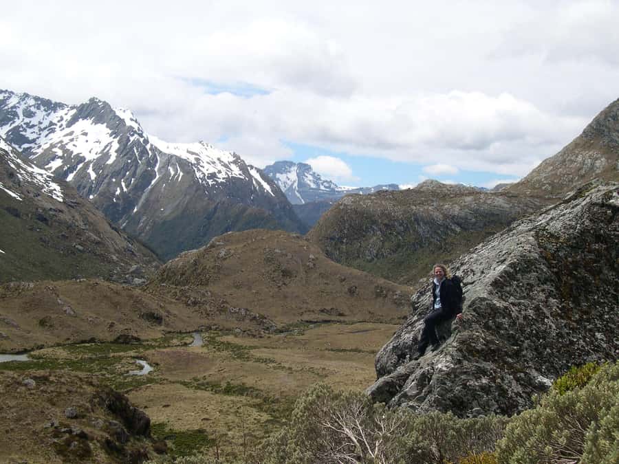 Queenstown: Routeburn Track Guided Full-Day Walk or Half Day - Lunch, snacks, and what to carry